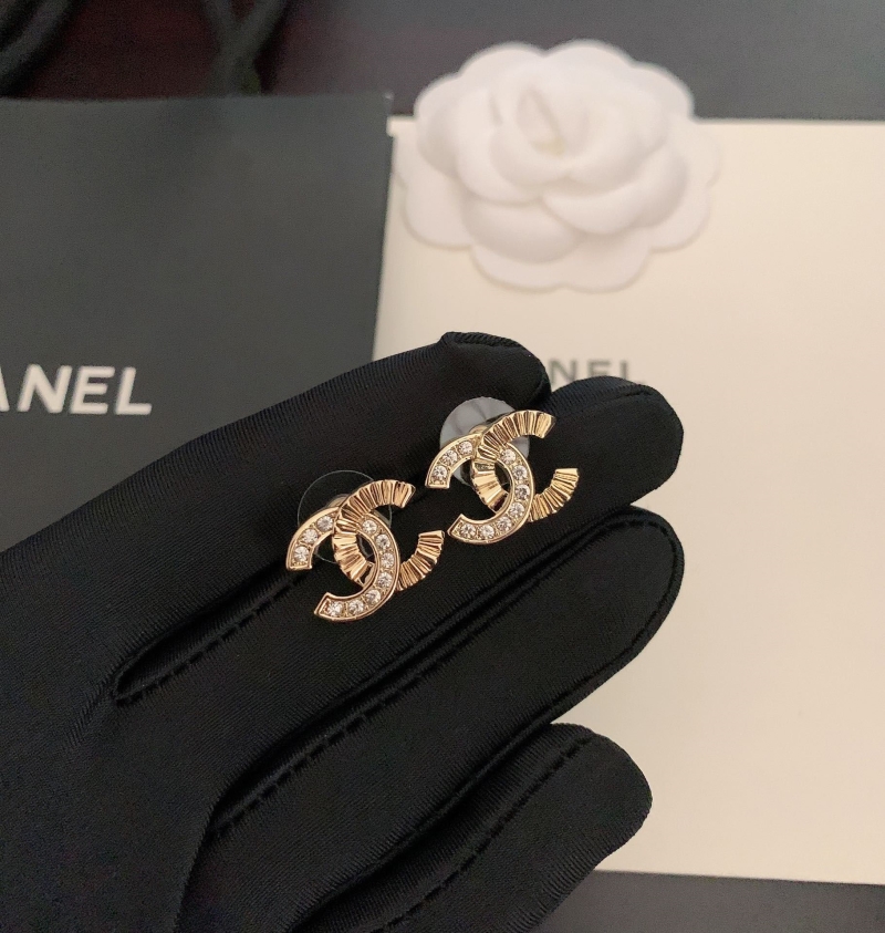 Ch**el earrings